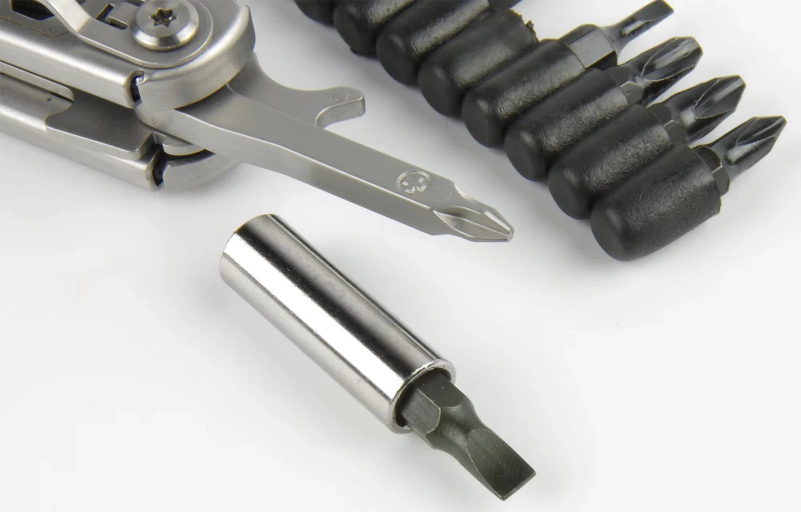 32 In 1 Hand Tools Multi-Tool Pliers and Screwdriver Set Electrician Automatic