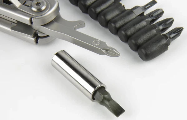 32 In 1 Hand Tools Multi-Tool Pliers and Screwdriver Set Electrician Automatic