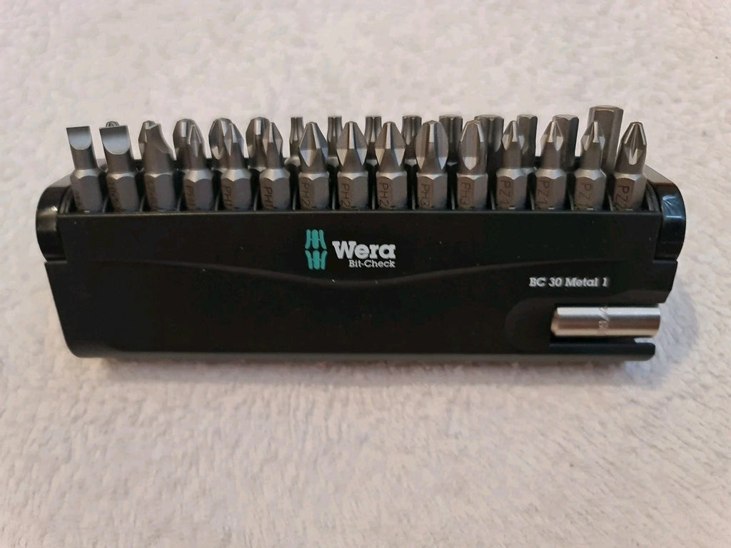 Wera and Dewalt bit set, Wera BC 30 Metal 1 and Dewalt see pictures -
